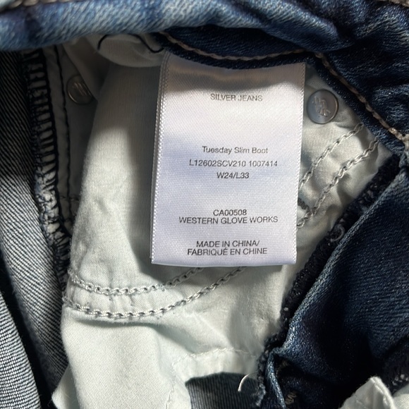 Silver jeans, style distressed, new - Picture 3 of 4